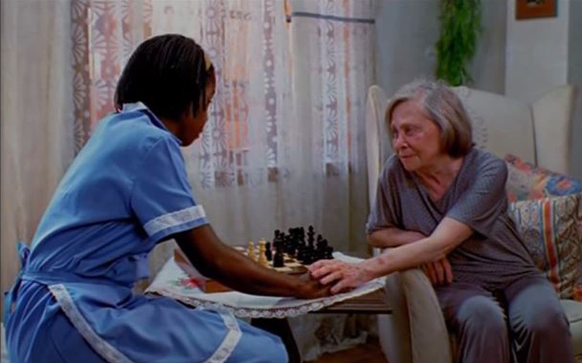 O xadrez das cores: curta mostra exemplar confronto entre racismo e  dignidade